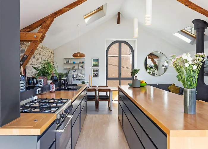 בית נופש Loft Near Center *