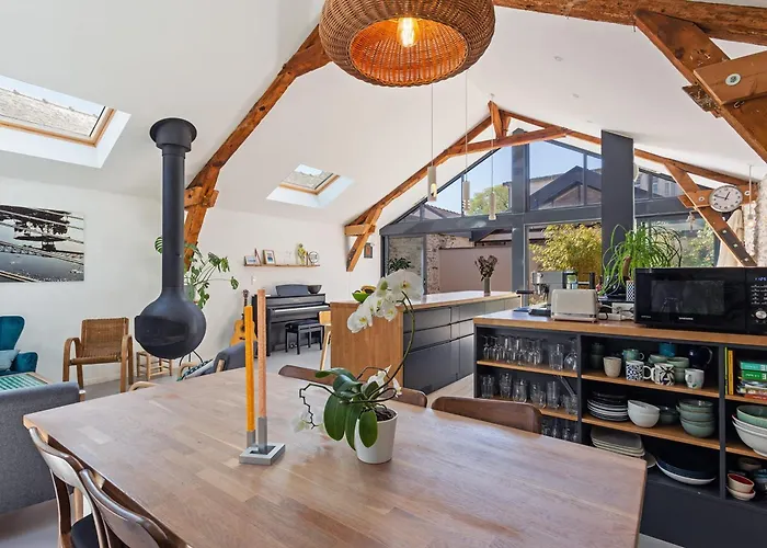 Loft Near Center בית נופש נאנט