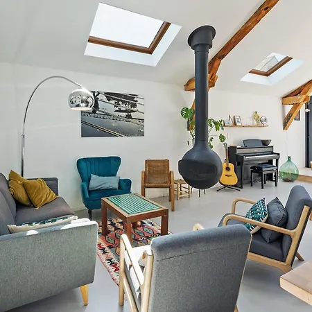 בית נופש Loft Near Center *